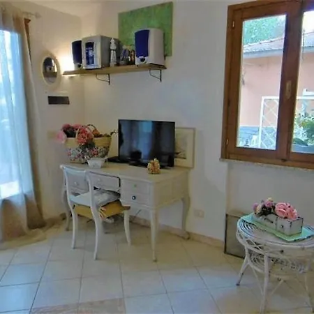 Capoliveri: Simona Capoliveri (Isola d'Elba)